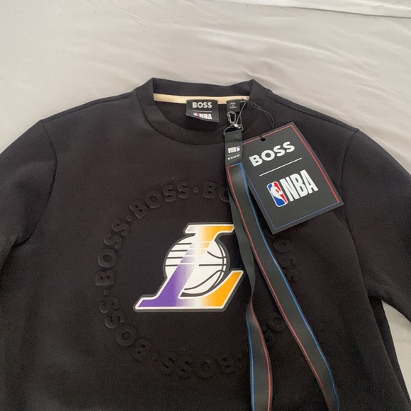 Hugo boss pants $ 100 each or $ 200 bundle - Picture 4 of 9